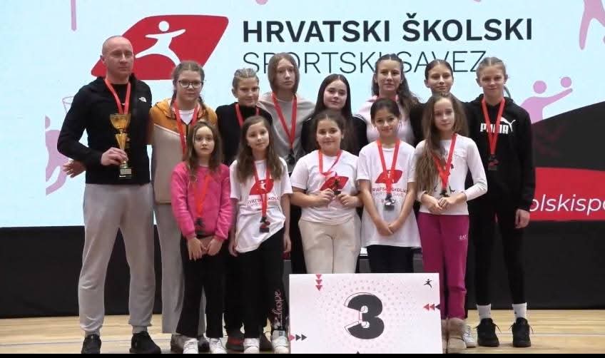 Bronca iz Poreča – sjajan uspjeh vrbovečkih hrvačica na državnom prvenstvu