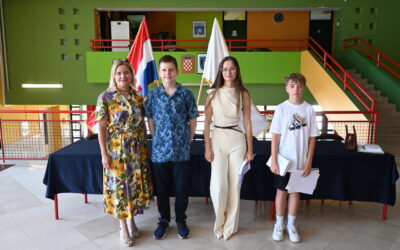 Svečana podjela svjedodžbi učenicima osmih razreda